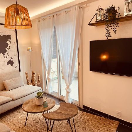 נים Maison De Village Ecusson - Logement Entier - 160M2 - 4Chambres - Centre Ville - Terrasse - Climatise מראה חיצוני תמונה