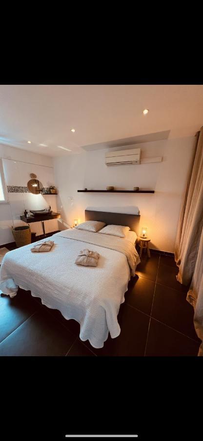 נים Maison De Village Ecusson - Logement Entier - 160M2 - 4Chambres - Centre Ville - Terrasse - Climatise מראה חיצוני תמונה