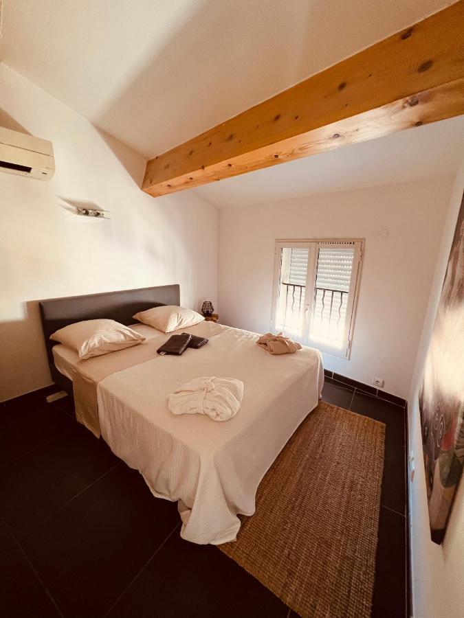 נים Maison De Village Ecusson - Logement Entier - 160M2 - 4Chambres - Centre Ville - Terrasse - Climatise מראה חיצוני תמונה